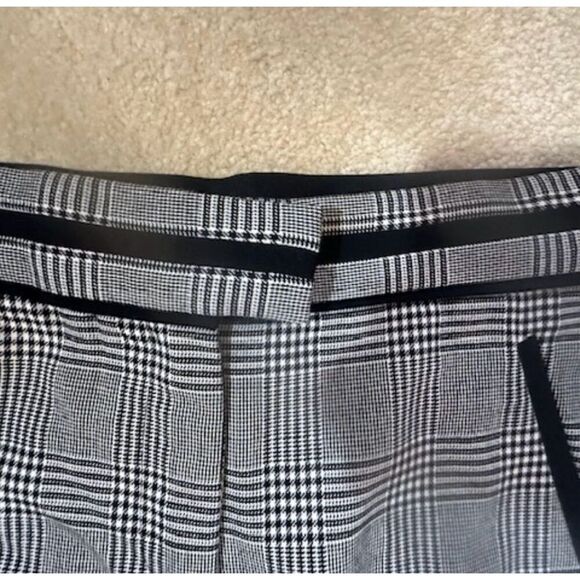 NWT - VERONICA BEARD White, Gray, and Black Glen Plaid "Cigarette" Pants - 6 - Picture 5 of 11